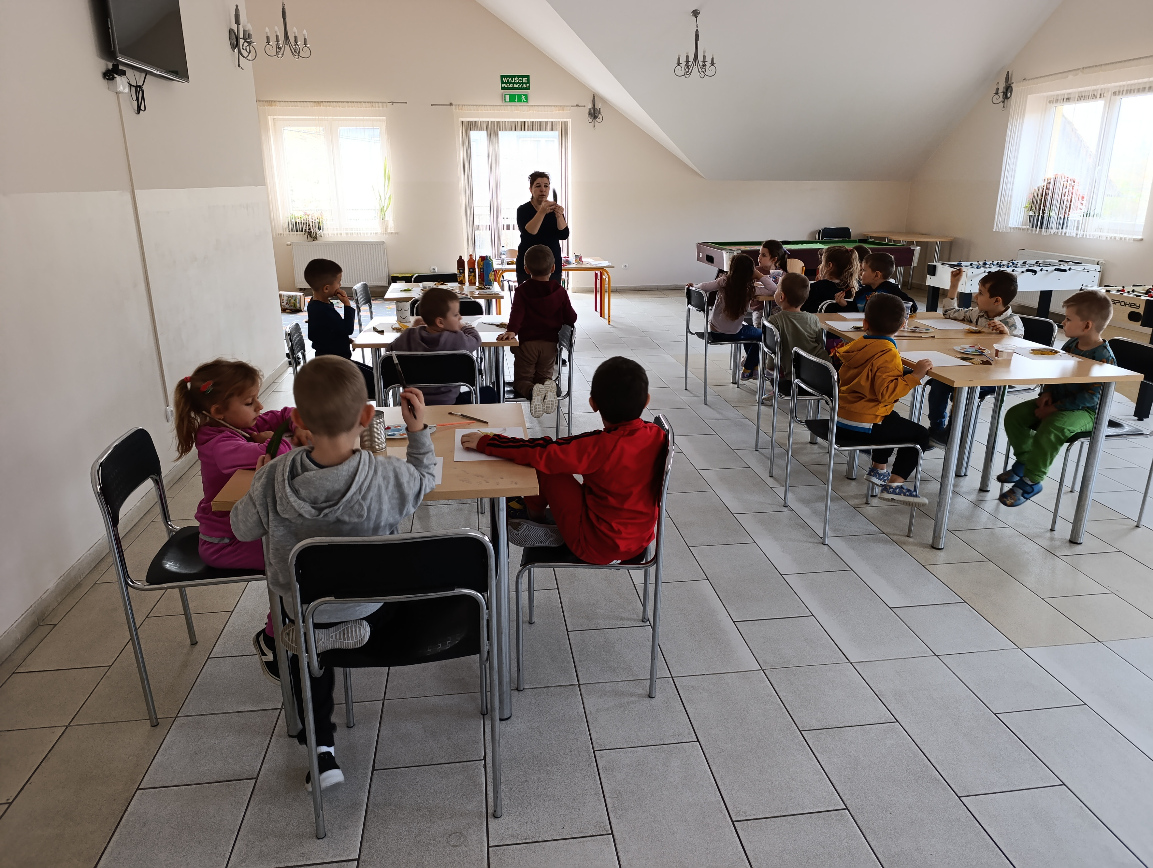 Jesienne warsztaty plastyczne w świetlicy wiejskiej w Jastrzębiu